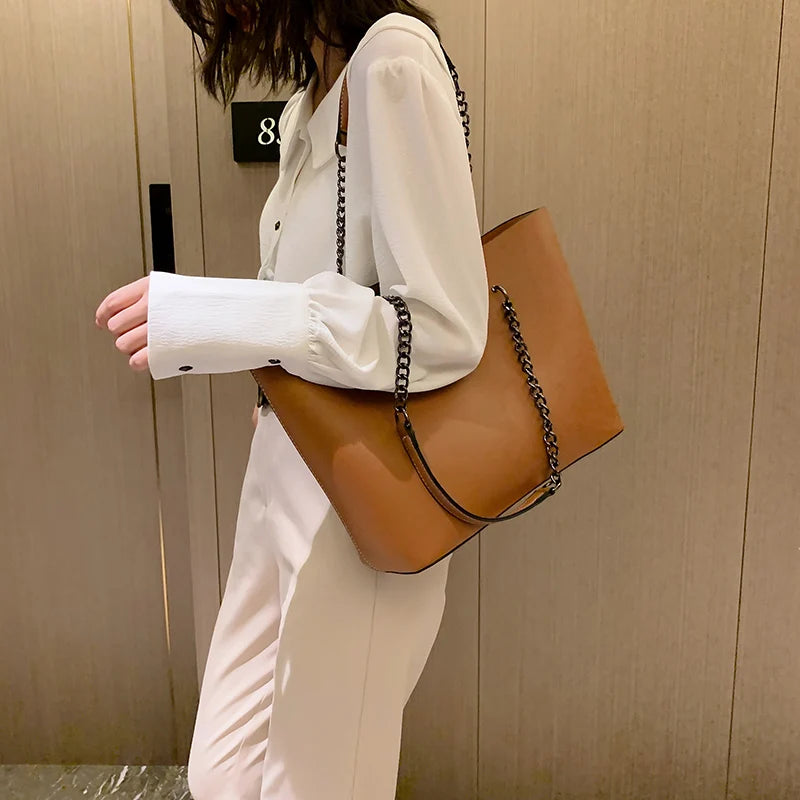 Luxury Designer PU Leather Shoulder Bags For Women Chain Large Capacity Handbags Travel Hand Bag Female Big Tote Bags Bolso