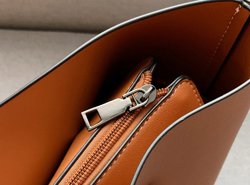 Luxury Designer PU Leather Shoulder Bags For Women Chain Large Capacity Handbags Travel Hand Bag Female Big Tote Bags Bolso