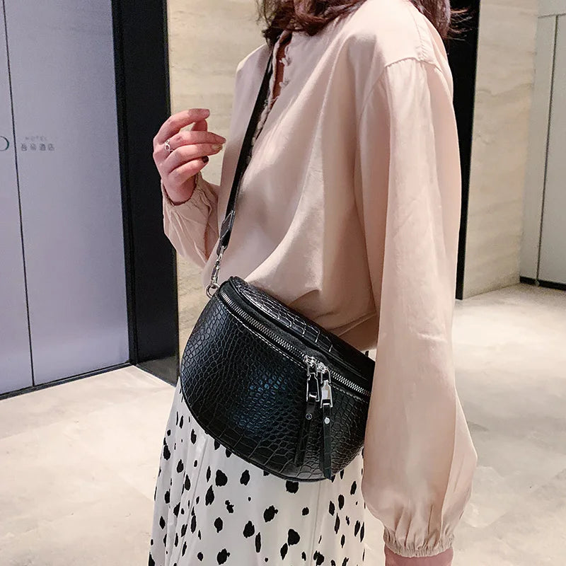 Luxury Designer Saddle Women's Chest Bag High Quality Crossbody Bags Female Fashion Chain Handbag Hobos Bag Banana Belt Purse