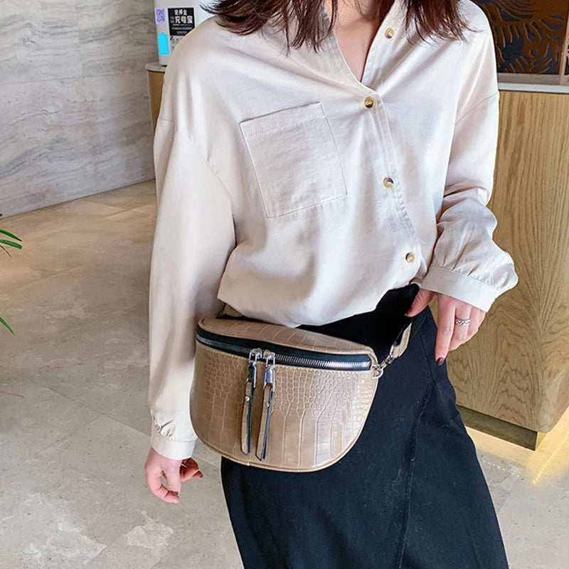 Luxury Designer Saddle Women's Chest Bag High Quality Crossbody Bags Female Fashion Chain Handbag Hobos Bag Banana Belt Purse