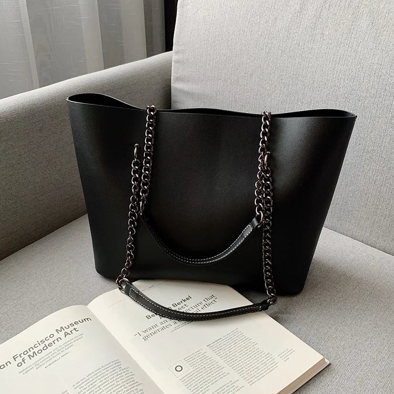 Luxury Designer PU Leather Shoulder Bags For Women Chain Large Capacity Handbags Travel Hand Bag Female Big Tote Bags Bolso