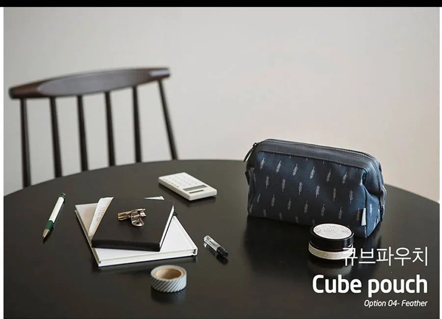 New Fashion Cosmetic Bag Women Waterproof Flamingo Makeup Bags Travel Organizer Toiletry Kits Portable Makeup Bags Beautician