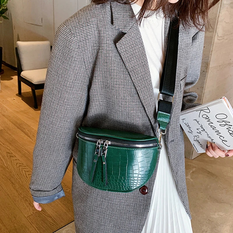 Luxury Designer Saddle Women's Chest Bag High Quality Crossbody Bags Female Fashion Chain Handbag Hobos Bag Banana Belt Purse