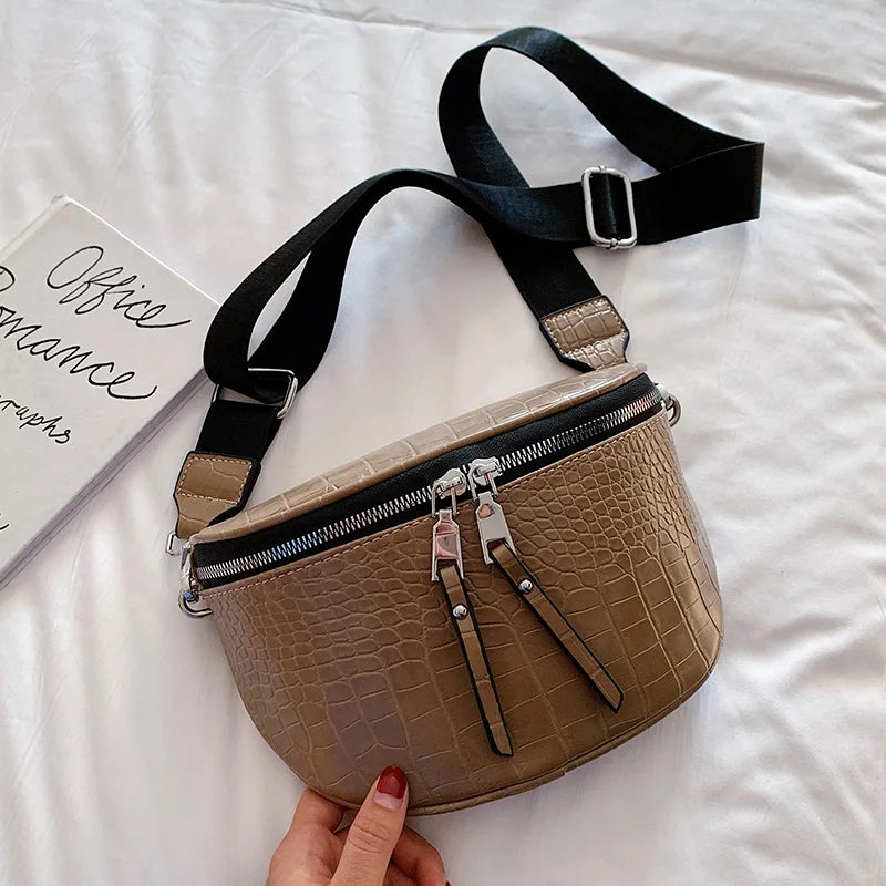 Luxury Designer Saddle Women's Chest Bag High Quality Crossbody Bags Female Fashion Chain Handbag Hobos Bag Banana Belt Purse