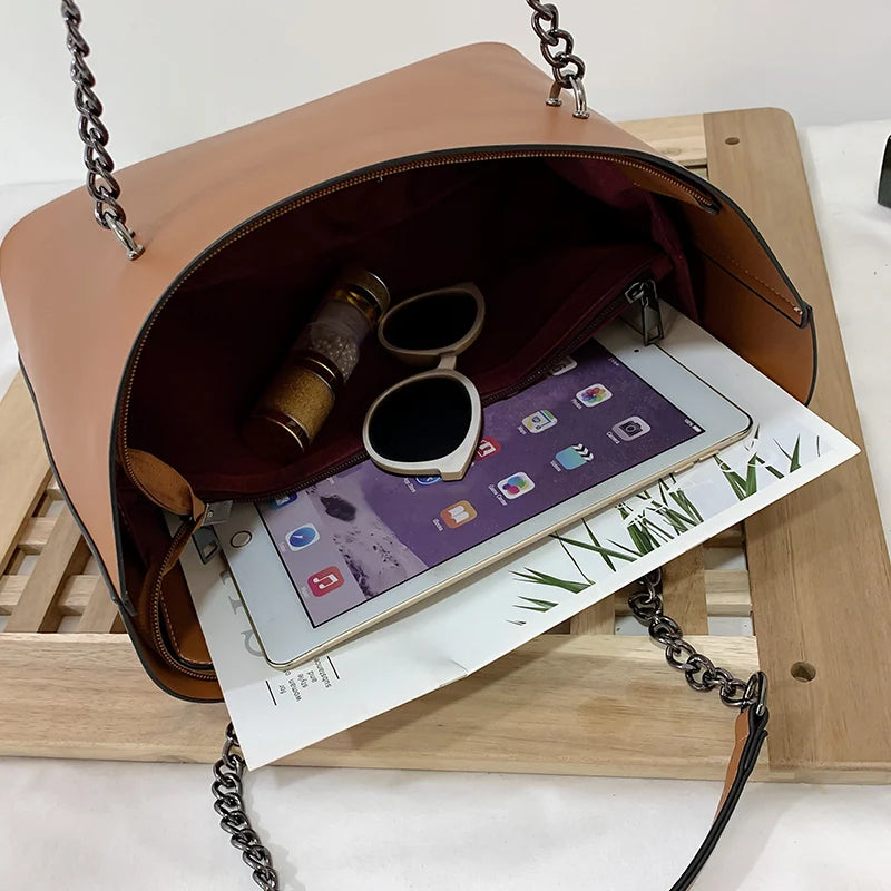 Luxury Designer PU Leather Shoulder Bags For Women Chain Large Capacity Handbags Travel Hand Bag Female Big Tote Bags Bolso