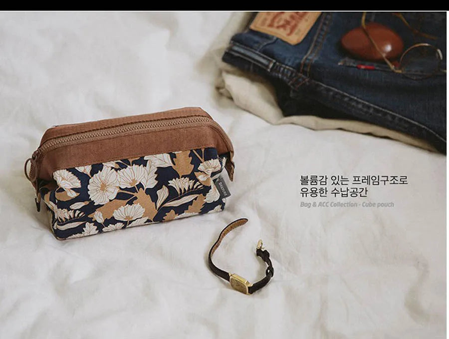 New Fashion Cosmetic Bag Women Waterproof Flamingo Makeup Bags Travel Organizer Toiletry Kits Portable Makeup Bags Beautician