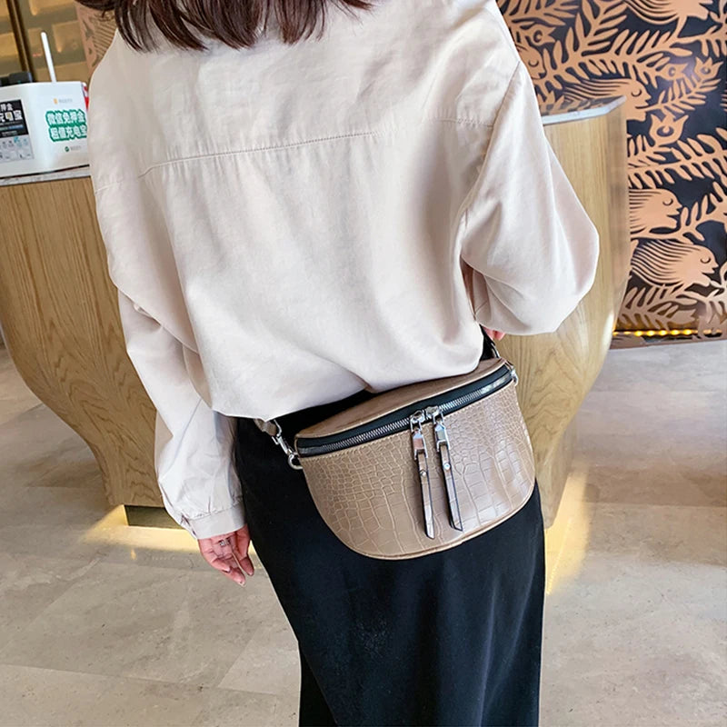 Luxury Designer Saddle Women's Chest Bag High Quality Crossbody Bags Female Fashion Chain Handbag Hobos Bag Banana Belt Purse