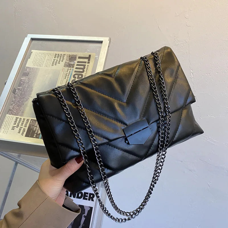 Luxury Chains Shoulder Bag Women PU Leather Armpit Bag Fashion Messenger Bag Small Flap Crossbody Bag Lady Shopping Pouch femme