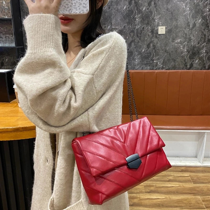 Luxury Chains Shoulder Bag Women PU Leather Armpit Bag Fashion Messenger Bag Small Flap Crossbody Bag Lady Shopping Pouch femme