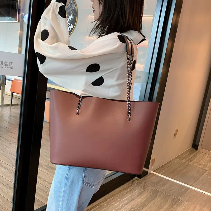 Luxury Designer PU Leather Shoulder Bags For Women Chain Large Capacity Handbags Travel Hand Bag Female Big Tote Bags Bolso