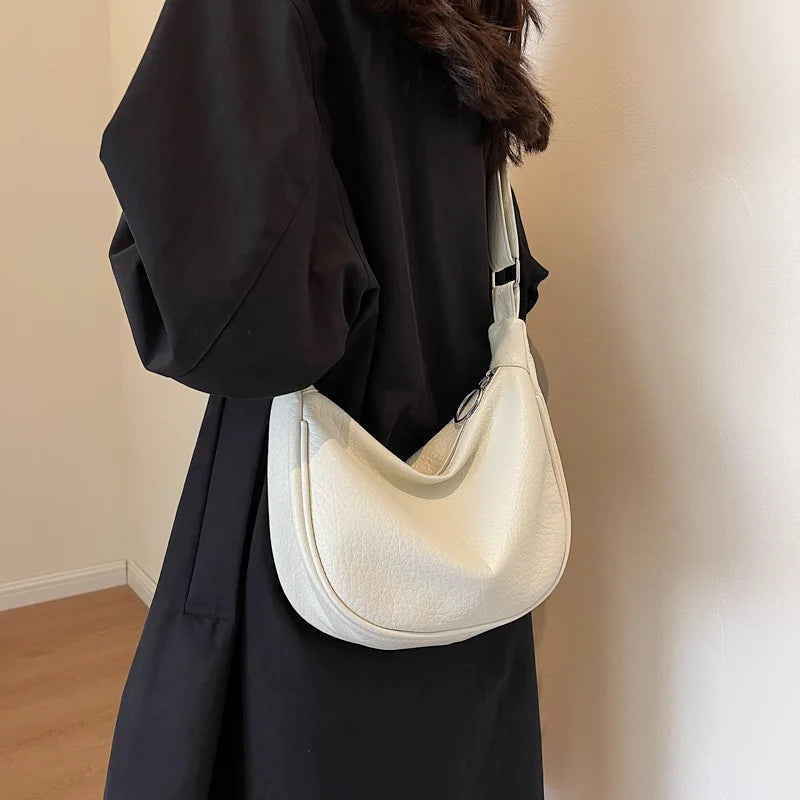 Solid Color Hobos Bag For Women Large Capacity Travel Crossbody Bag Female Half Moon Shoulder Bag Ladies Daily Fanny Packs
