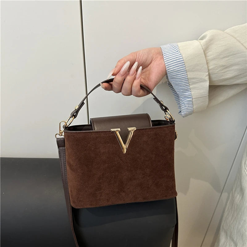 Fashionable Mini Suede Women's Bag, Faux Suede Tote Bag, Simple Hardware Lock Buckle Decoration Handbag Purse Cross Body Bags