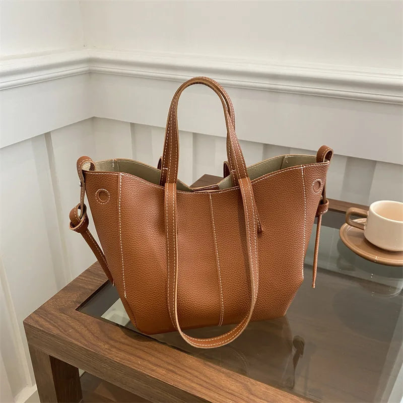 Stylish Casual Tote Bag, Large Capacity PU Leather Handbag Women Wing Bag, Fashionable Woman Bags, Commuting Armpit Shoulder Bag