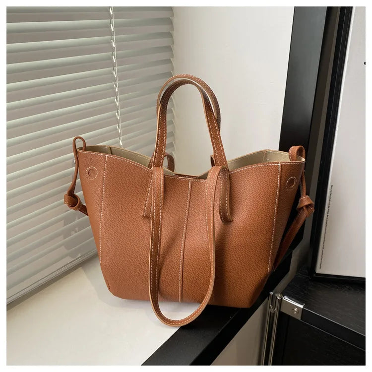 Stylish Casual Tote Bag, Large Capacity PU Leather Handbag Women Wing Bag, Fashionable Woman Bags, Commuting Armpit Shoulder Bag