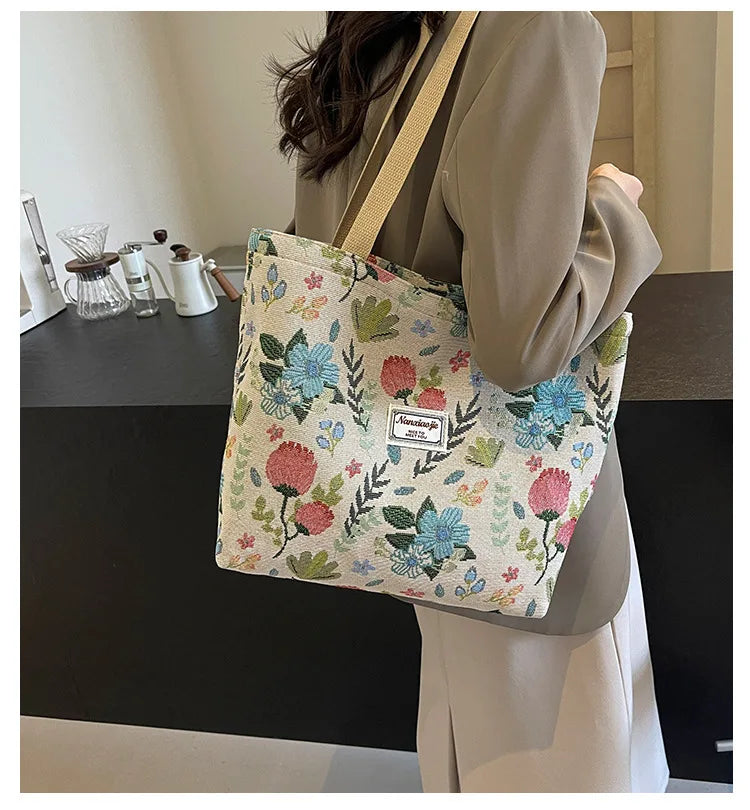 New Fashion Large Capacity Commuter Tote Bag Simple Stylish for College Students, Daily Handbag Shoulder Use