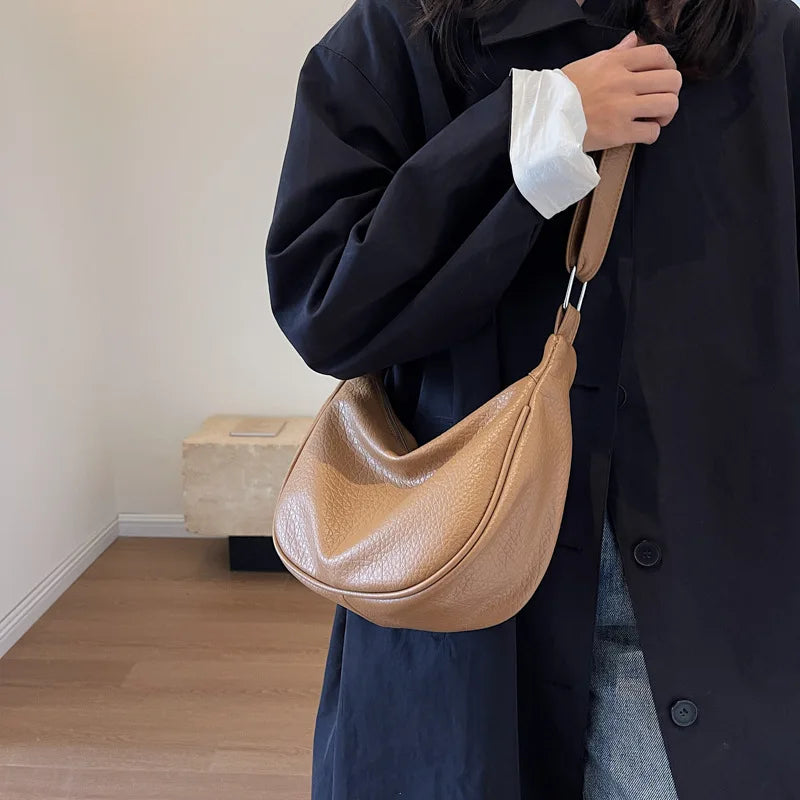Solid Color Hobos Bag For Women Large Capacity Travel Crossbody Bag Female Half Moon Shoulder Bag Ladies Daily Fanny Packs