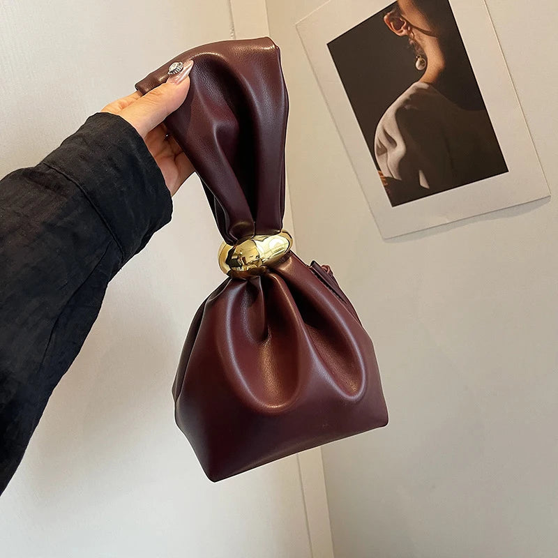 Design Mini PU Leather Dumpling Niche Clutch Bags for Women Fashion Knotted Female Retro Shoulder Bag Wrist Handbags and Purses