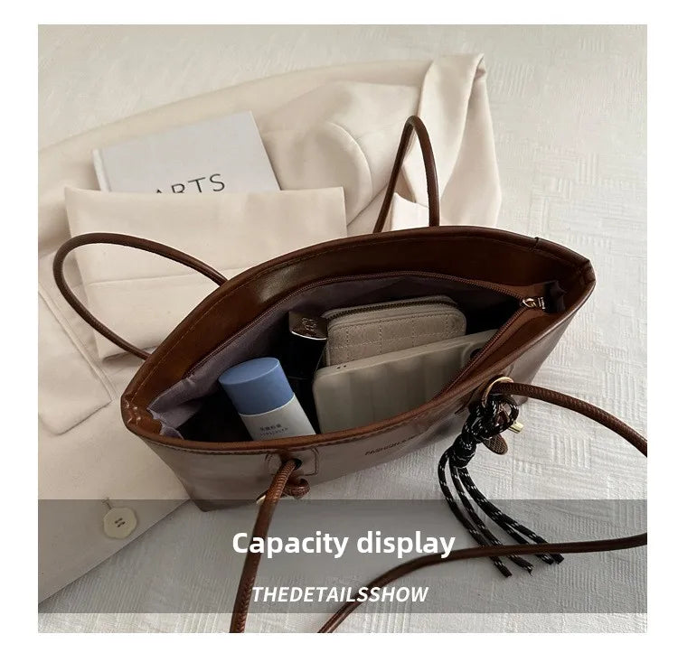 High Quality Texture Vintage Large Capacity Women's Bag Stylish Commuting Armpit Handbag Women Shoulder Bag Fashionable Tote Bag