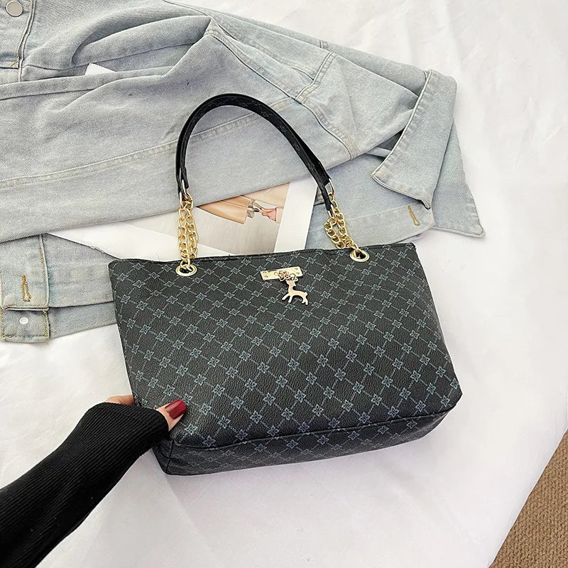 2024 Autumn and Winter New Presbyopic Handbag Shoulder Bag Large Capacity Tote Bag Women's Bag