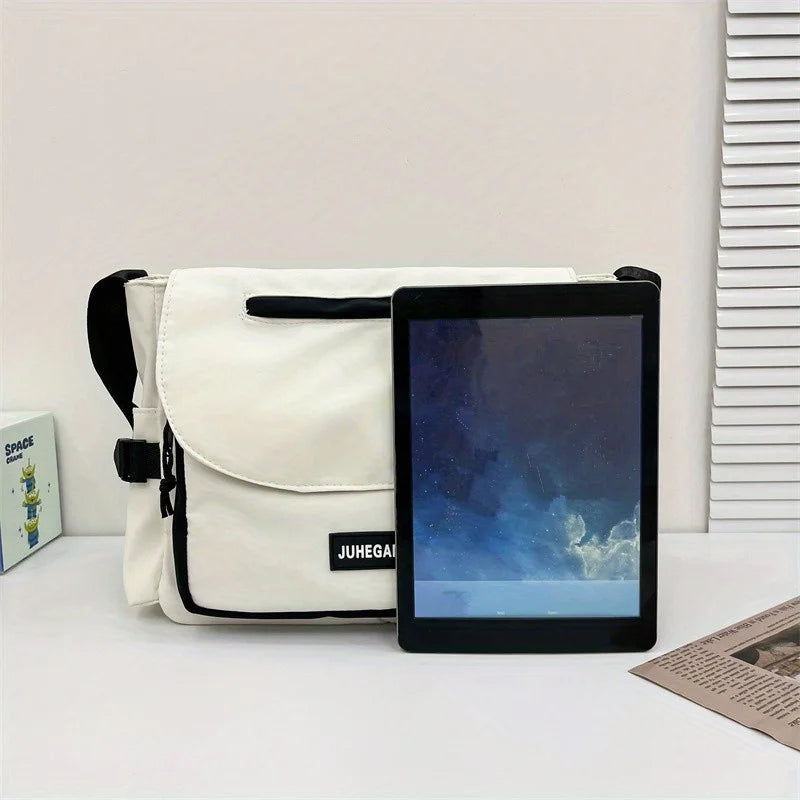 Trendy Nylon Messenger Bag, Large Capacity Crossbody Bag, Casual Flap Shoulder Bag for Teen Student School Bags Satchel