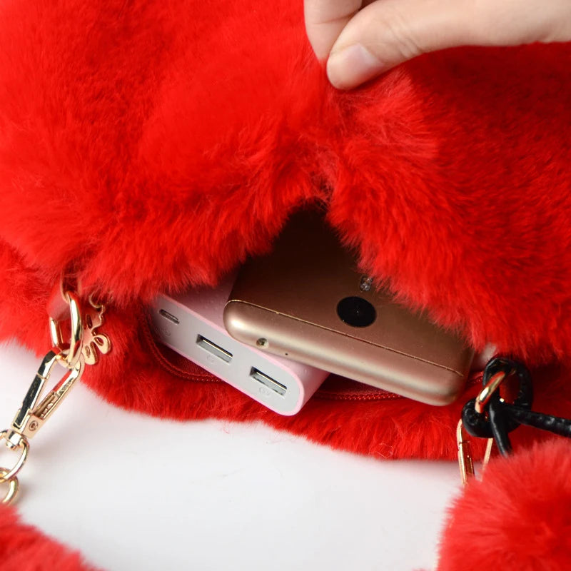 Women Hand Bags New Plush Love Heart Shaped New Fashionable Solid Color Soft Comfortable Purses and Handbags Bags for Ladies
