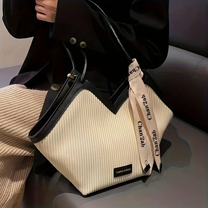Love Design Tote Bag, Trendy Large Capacity Shoulder Bag, Faux Leather Simple Bag for Women Work Purses and Handbags