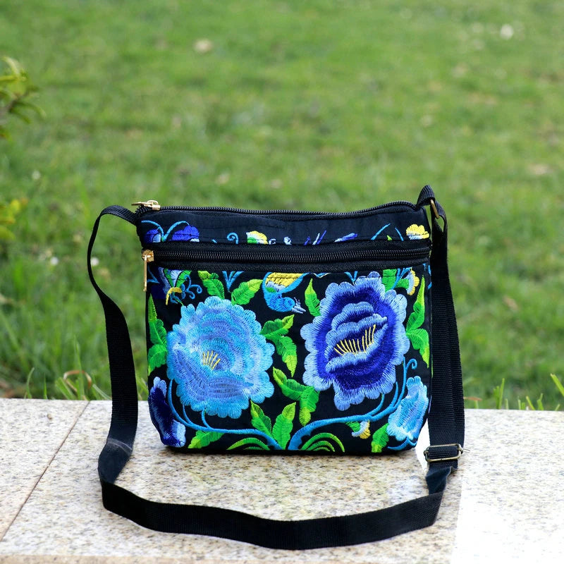New Ethnic Style Embroidery Bag Three Zipper Women Shoulder Crossbody Bag Small Handbags for Women Casual Canvas Travel Bags