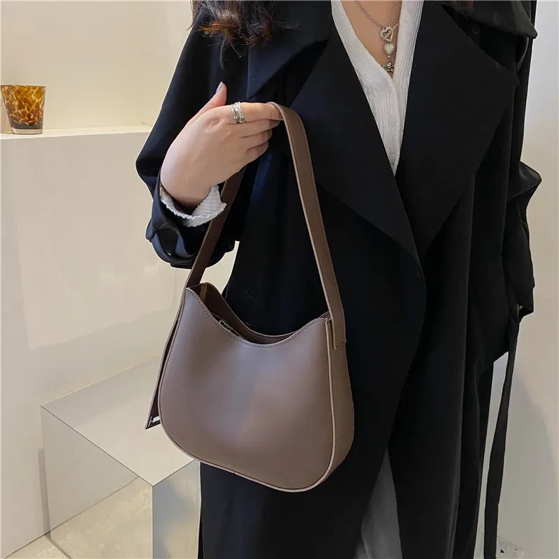 PU Leather Fashion Design Crossbody Bags For Women Summer Travel Shoulder Bags Large Capacity Handbags and Purse Armpit Hobo Bag