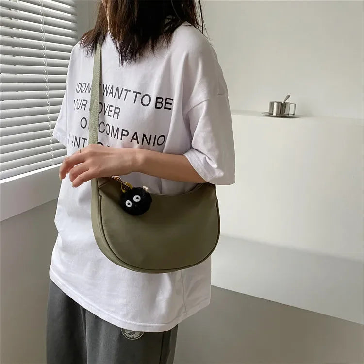 Nylon Half Moon Crossbody Bags for Women, Stylish Dumpling Bag, Small Armpit Shoulder Bag for Daily Use, Work, Outing, Party.
