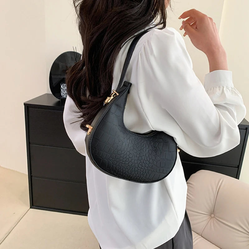 Half Moon Bag Vintage PU Leather Small Handbag Luxury Brands Women Shoulder Bags Retro Black Ladies Armpit Purses Girls Totes