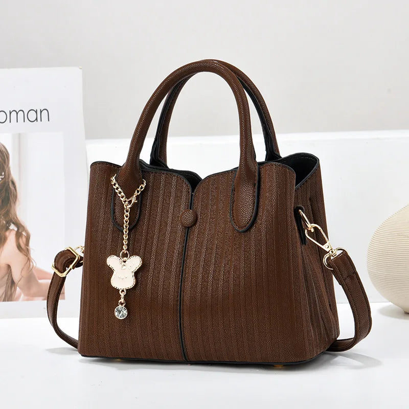 Gift for girlfriend, gift for mother, fashion handbag, simple and large-capacity casual women's messenger bag