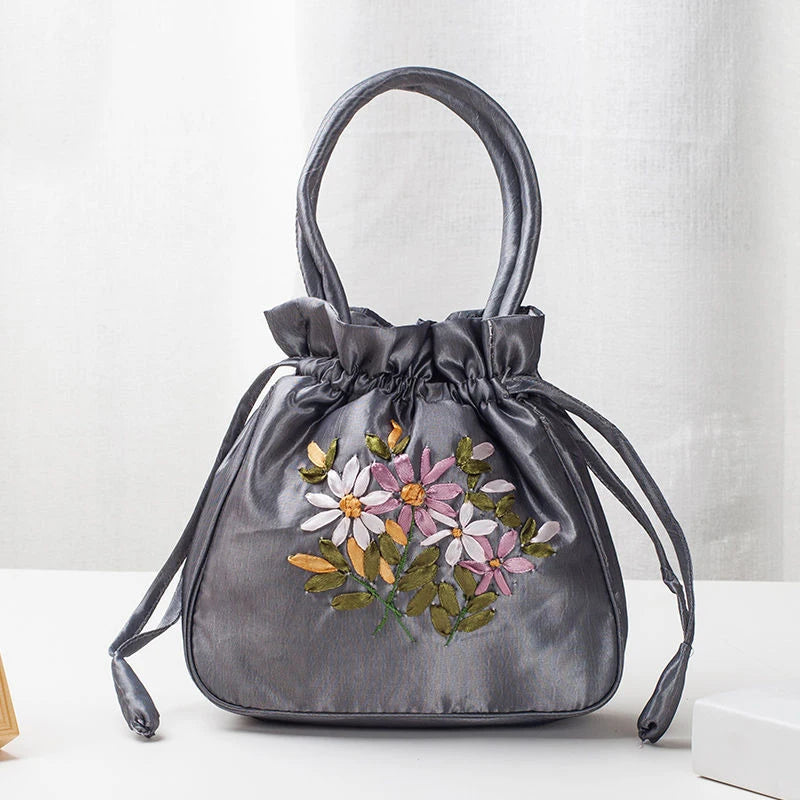 Retro Embroidery Drawstrings Handbags Storage Bags Women Purse Wallets Card Holder Bucket Shoulder Bag Wrist Bags