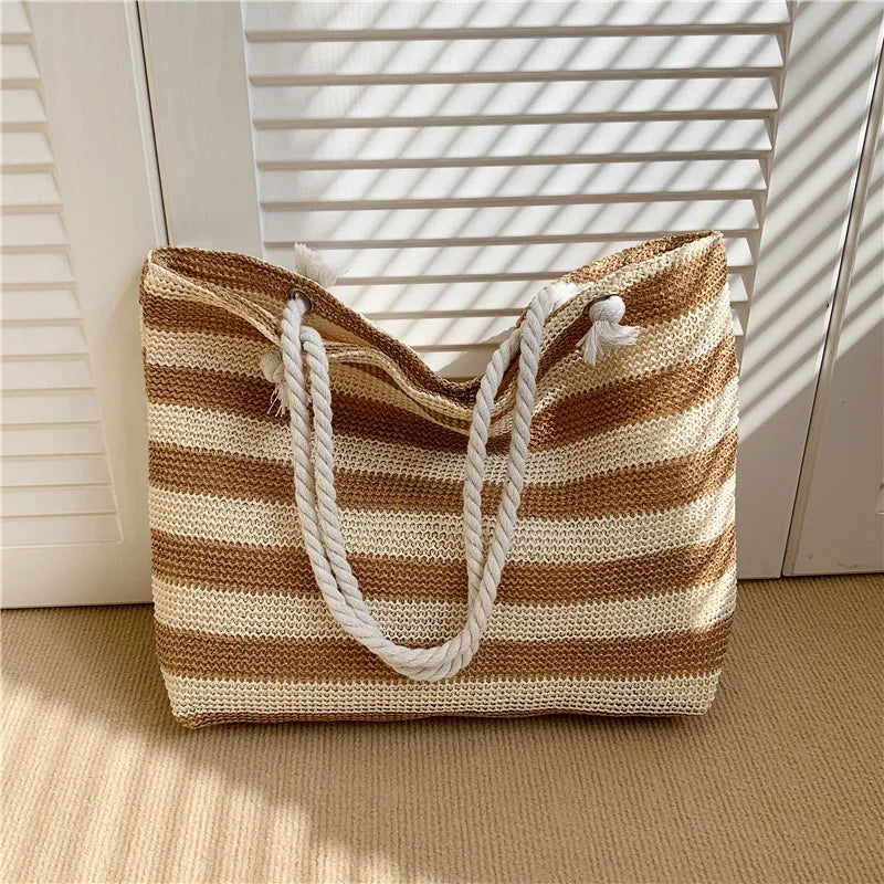 Women Straw Shoulder Bag Color Contrast Beach Handbag Large Capacity Simple Shoulder Bag Ladies Summer Daily Bag