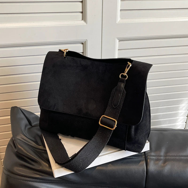 Women Mailman's Flap Bag Matte Suede Versatile Winter Large Capacity Crossbody Bag Single Shoulder Bag Shopper Totes