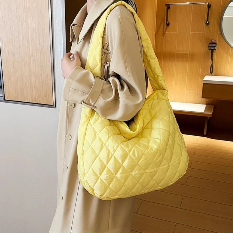 New Fashionable Flow Large Capacity Casual Lightweight Cotton Handbag Fashionable Street Mini One Shoulder Package