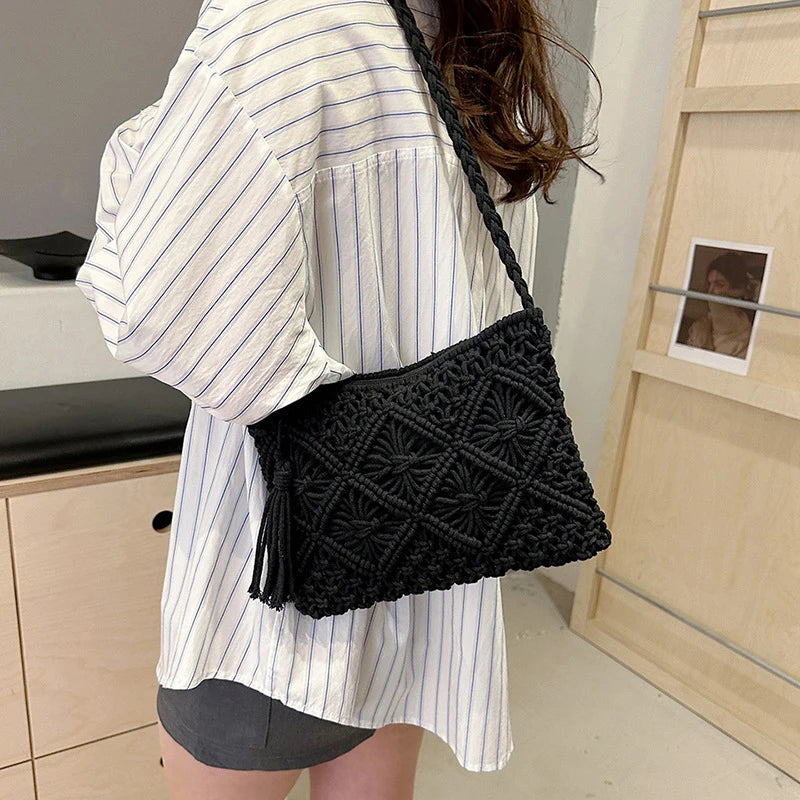 Fashion Woven Hollow Out Shoulder Bags Summer Crossbody Beach Travel Handbag Female Tassel Bag Women Messenger Bags