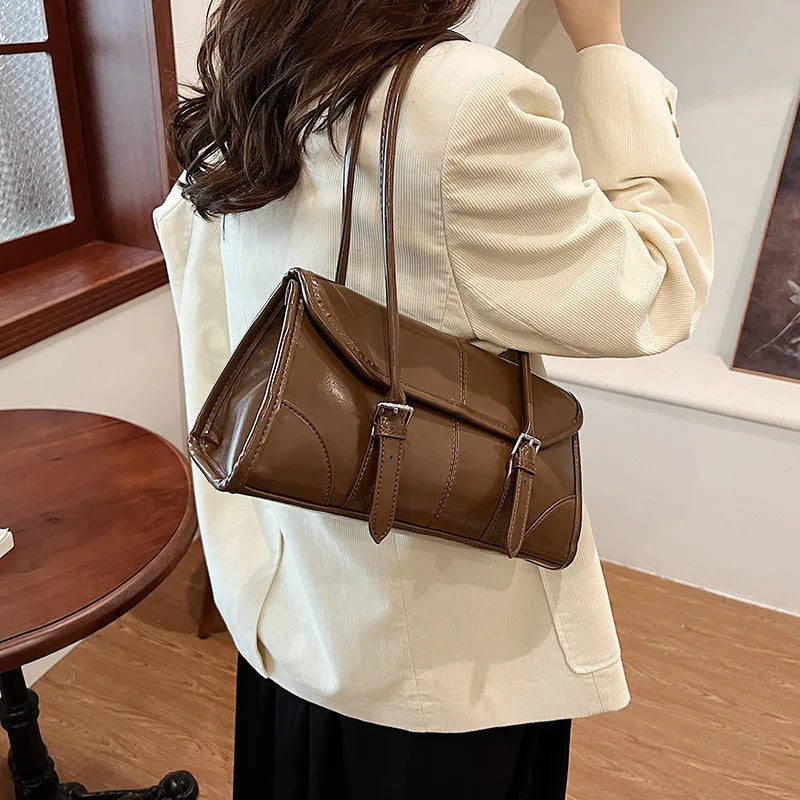 High End Burgundy Oil Wax PU Leather Underarm Bag Elegant Women's Magnetic Buckle Shoulder Bag Commuter Versatile Ladies Tote Ba