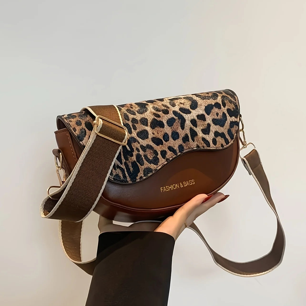 Vintage Leopard Style Crossbody Bag, Small Crossbody Bag, Synthetic Leather Perfect for Outdoor Streetwear and Holiday Gifts