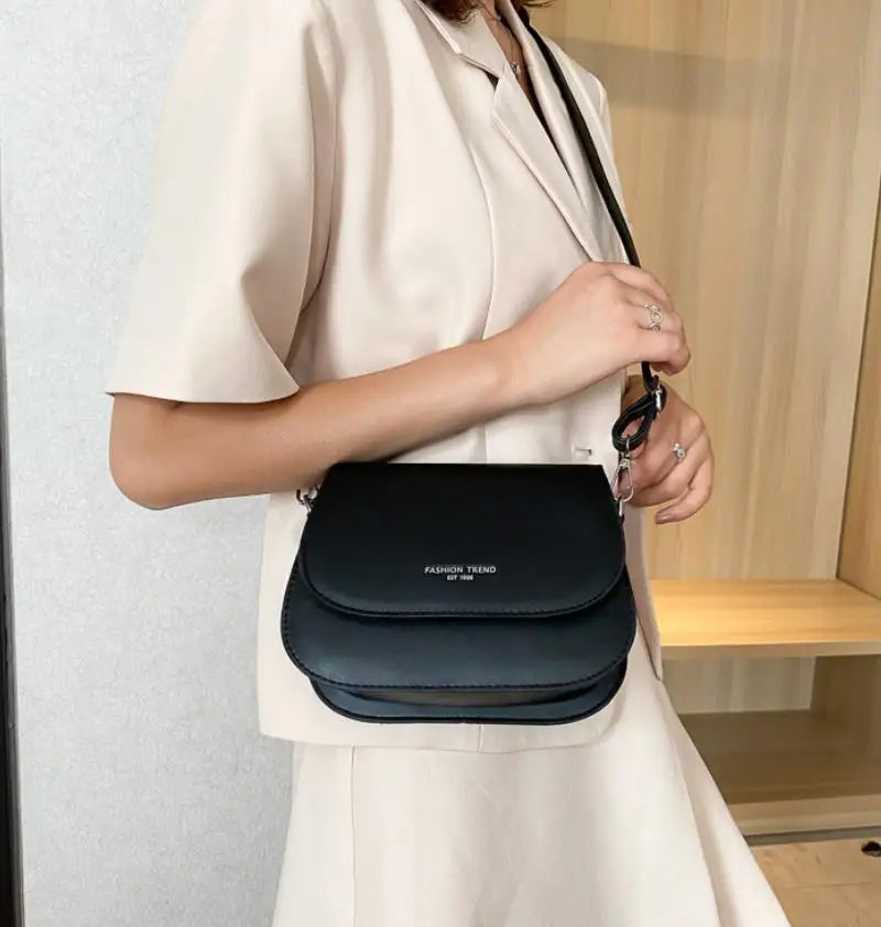 Fashionable Synthetic Leather Crossbody Bag, Womens Shoulder Bag, Simple Square Design, Adjustable Strap, Suitable for Daily Use