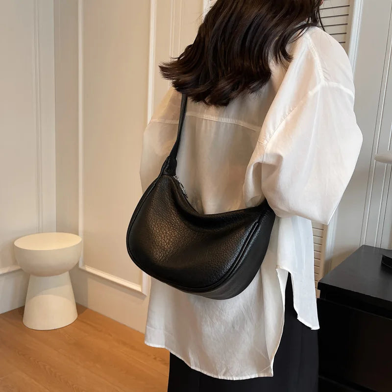 Solid Color Hobos Bag For Women Large Capacity Travel Crossbody Bag Female Half Moon Shoulder Bag Ladies Daily Fanny Packs