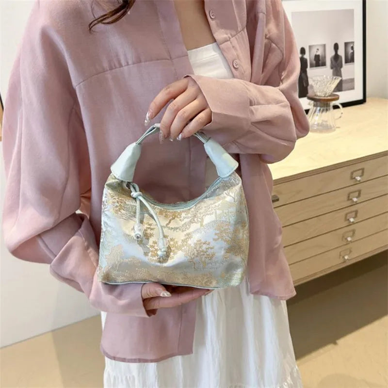 Chic Trend Tote Bag for Women Light Simple Shoulder Crossbody Bags with Large Capacity for Women Portable Phone Bag Coin Purse