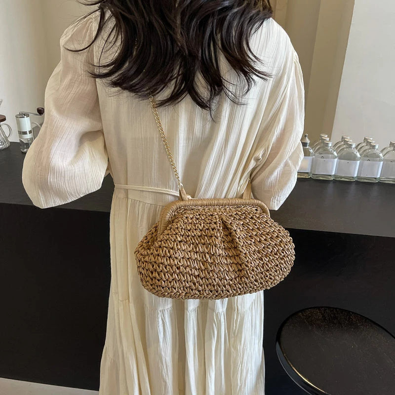 Summer New Straw Weaving Crossbody Bag Fashionable and Casual Shell Bag Women's Shoulder Bag with Excellent Texture