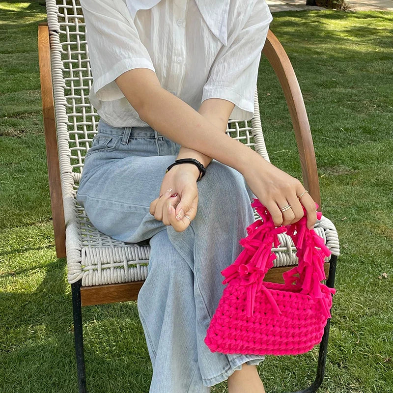 Spring And Summer Handwoven Women's Handheld Bag Leisure Small Fresh Hollow Out Small Design Holiday Bag