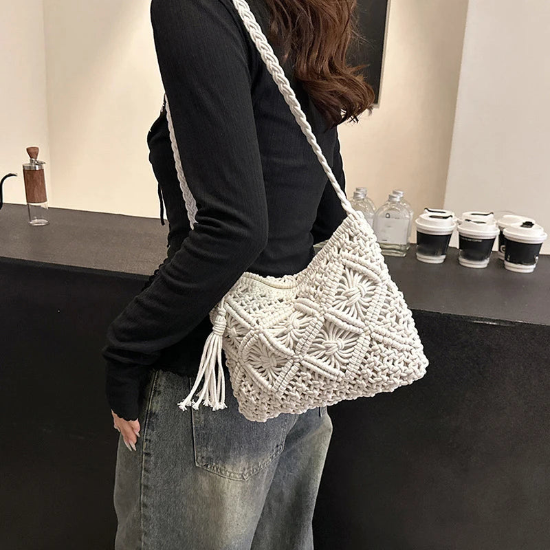 Fashion Woven Hollow Out Shoulder Bags Summer Crossbody Beach Travel Handbag Female Tassel Bag Women Messenger Bags