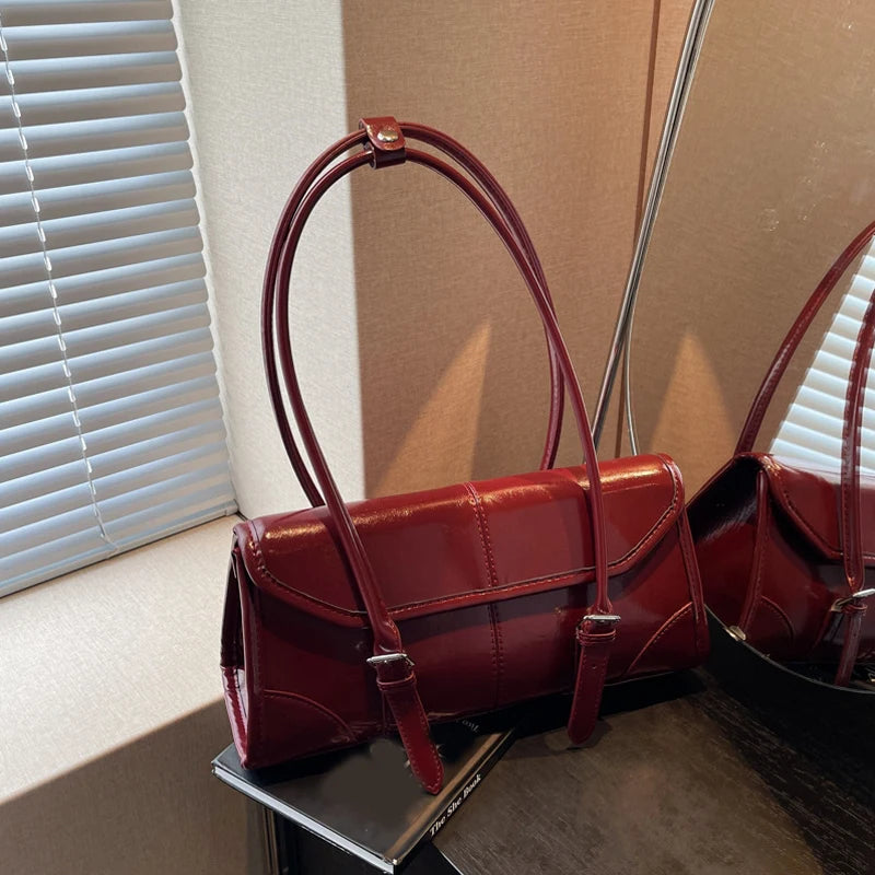High End Burgundy Oil Wax PU Leather Underarm Bag Elegant Women's Magnetic Buckle Shoulder Bag Commuter Versatile Ladies Tote Ba