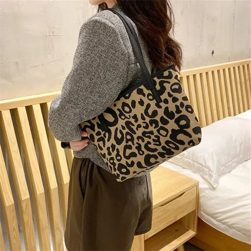 Stylish Crocodile Pattern Pu Underarm Bag Versatile Women Small Tote Bags Fashionable Leopard Handbag Chic Quilted Shoulder Bag