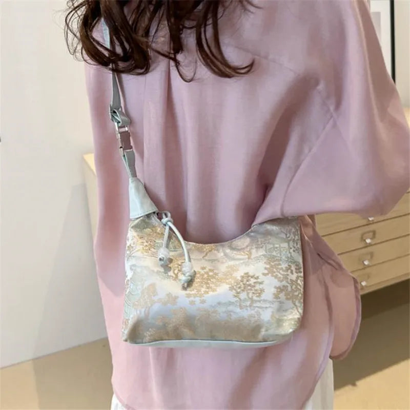 Chic Trend Tote Bag for Women Light Simple Shoulder Crossbody Bags with Large Capacity for Women Portable Phone Bag Coin Purse