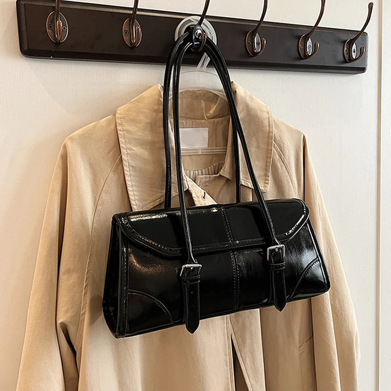 High End Burgundy Oil Wax PU Leather Underarm Bag Elegant Women's Magnetic Buckle Shoulder Bag Commuter Versatile Ladies Tote Ba