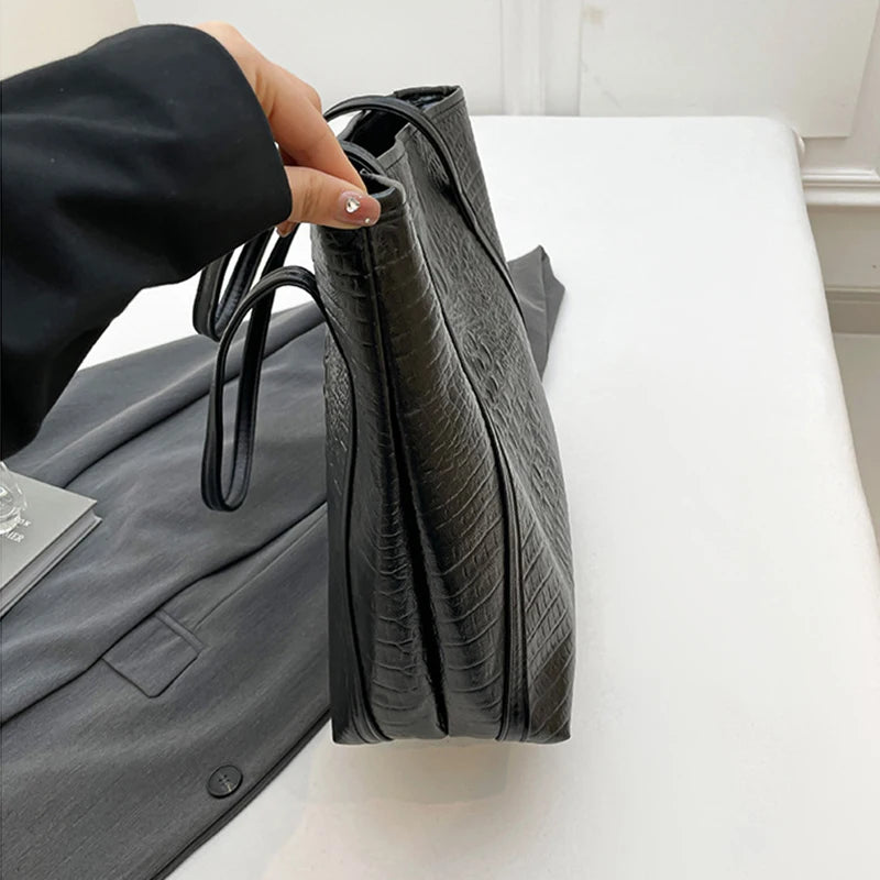 Vintage Crocodile Leather Women Handbag Large Capacity Shoulder Shopping Bag Travel Ladies Fashion Commuter Totes