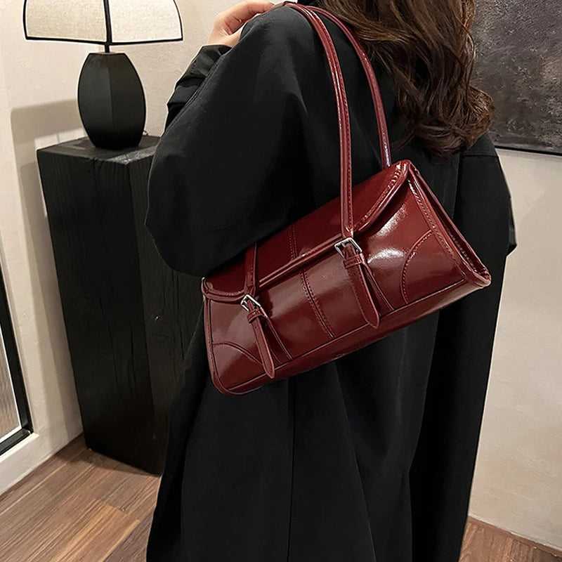 High End Burgundy Oil Wax PU Leather Underarm Bag Elegant Women's Magnetic Buckle Shoulder Bag Commuter Versatile Ladies Tote Ba